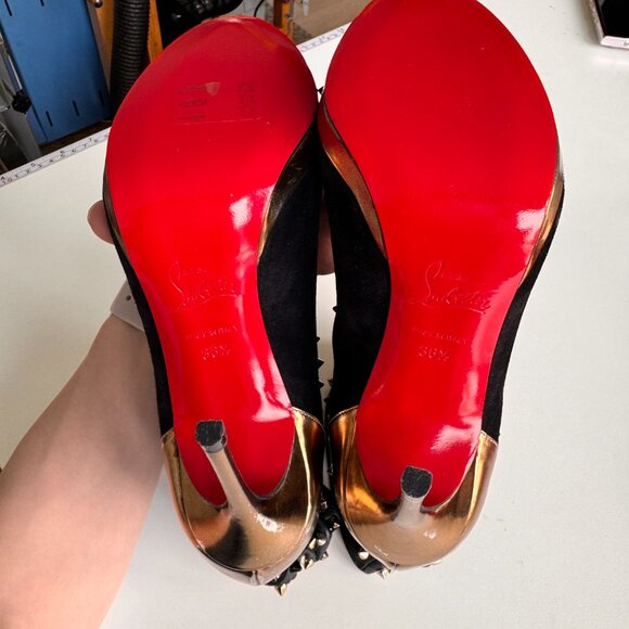 Christian Louboutin Spiked Ankle Boots Black/Gold Size 6.5 Red Sole New w/ Pouch - Picture 2 of 13